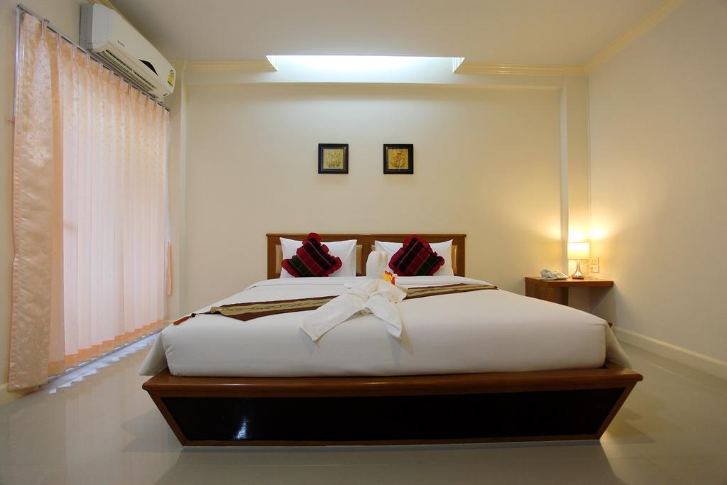 Chumphon Travelodge Eksteriør bilde